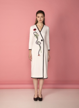 Đầm midi đính kết