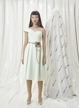 Đầm xoè xanh đính cườm 