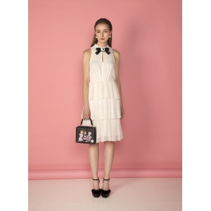 Đầm ngắn viền bèo