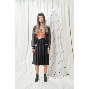 Áo khoác bomber xuyên thấu